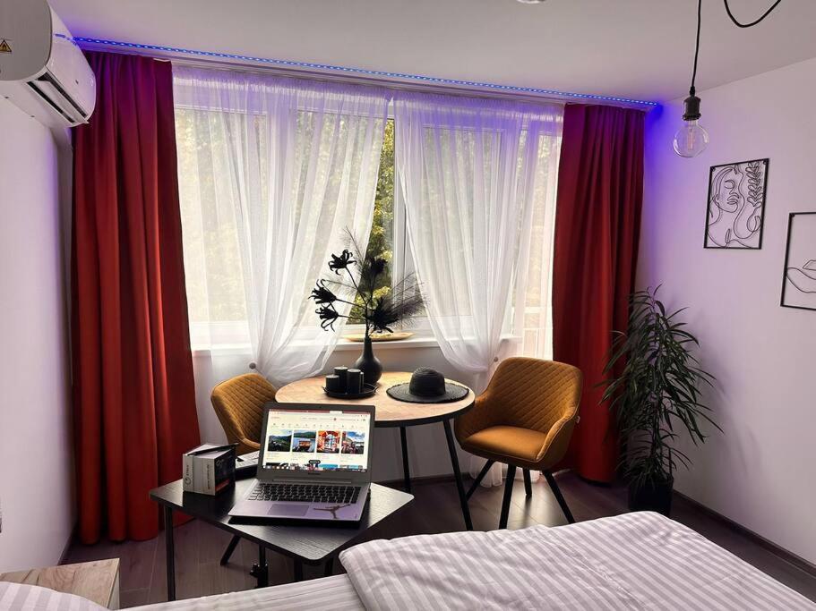Residence 57 Resita Luaran gambar