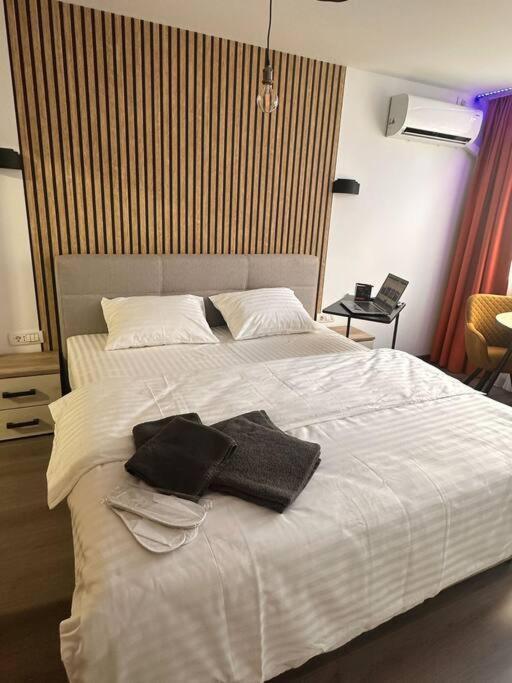 Residence 57 Resita Luaran gambar